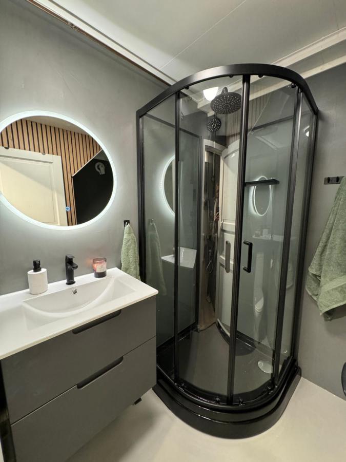 Appartement New! Modern - Central - Cozy Place By The Sherpa Stairs à Tromsø Extérieur photo