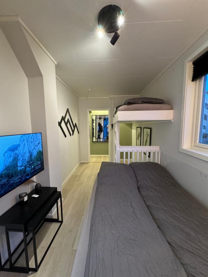Appartement New! Modern - Central - Cozy Place By The Sherpa Stairs à Tromsø Extérieur photo
