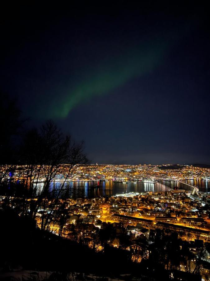 Appartement New! Modern - Central - Cozy Place By The Sherpa Stairs à Tromsø Extérieur photo