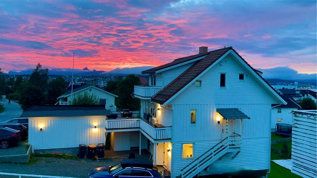 Appartement New! Modern - Central - Cozy Place By The Sherpa Stairs à Tromsø Extérieur photo